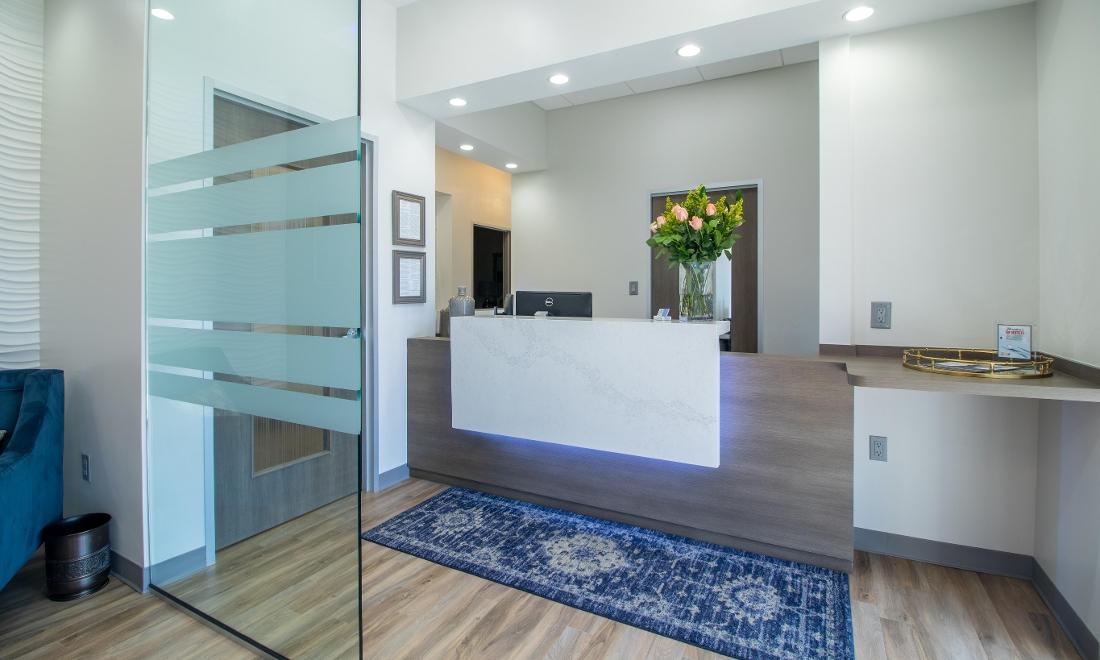Lori Logan DDS | Front Desk