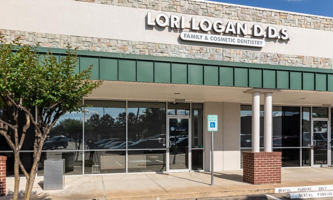 Lori Logan DDS | Front Door